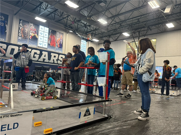 students at robotics competition